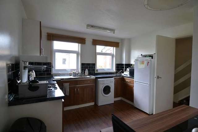  Image of 2 bedroom End of Terrace to rent in Garden Close Rubery Rednal Birmingham B45 at Garden Close Rubery Rednal BIRMINGHAM, B45 0DE