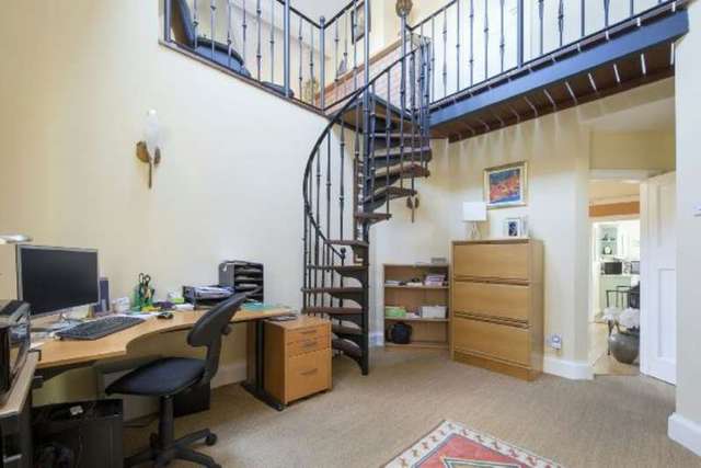  Image of 5 bedroom Detached house for sale in Gibbet Hill Road Coventry CV4 at Gibbet Hill Road  Coventry, CV4 7AJ