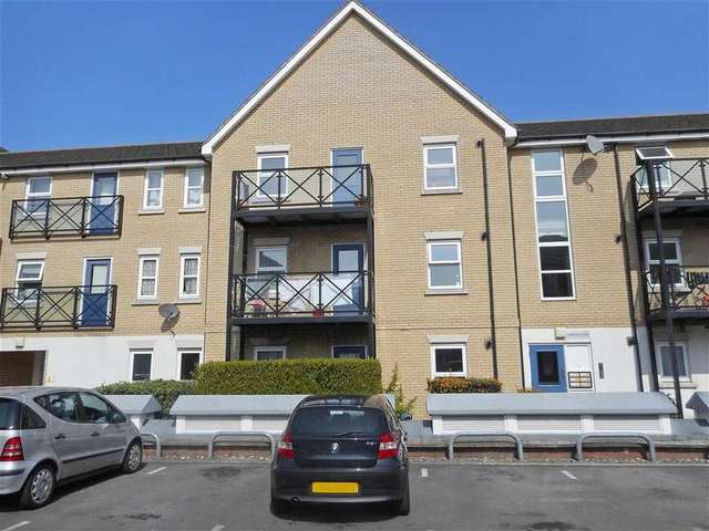  Image of 2 bedroom Flat for sale in Glandford Way Chadwell Heath Romford RM6 at Chadwell Heath Essex Chadwell Heath, RM6 4UP