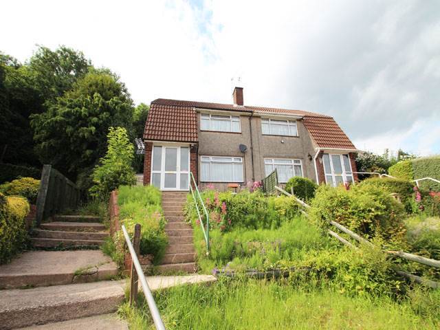  Image of 3 bedroom Detached house to rent in Glanwern Grove Newport NP19 at Newport  Newport, NP19 9BX