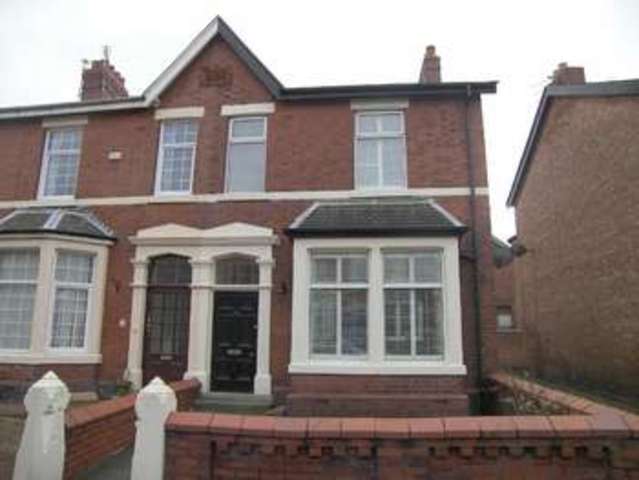  Image of 4 bedroom Property for sale in Glen Eldon Road St. Annes Lytham St. Annes FY8 at St Annes Lytham St Annes Lytham St Annes, FY8 2AU