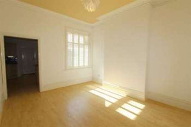  Image of 4 bedroom Property for sale in Glen Eldon Road St. Annes Lytham St. Annes FY8 at St Annes Lytham St Annes Lytham St Annes, FY8 2AU