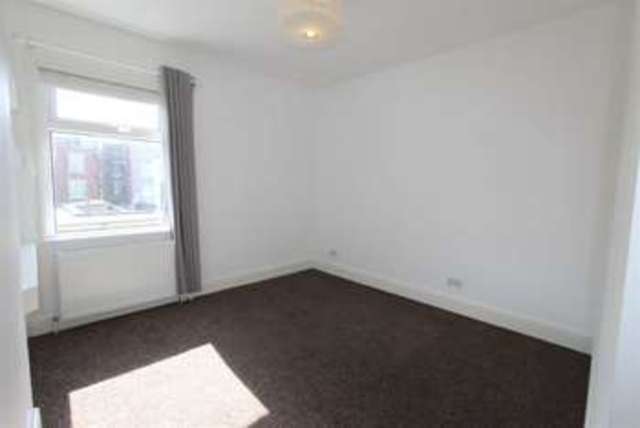  Image of 4 bedroom Property for sale in Glen Eldon Road St. Annes Lytham St. Annes FY8 at St Annes Lytham St Annes Lytham St Annes, FY8 2AU