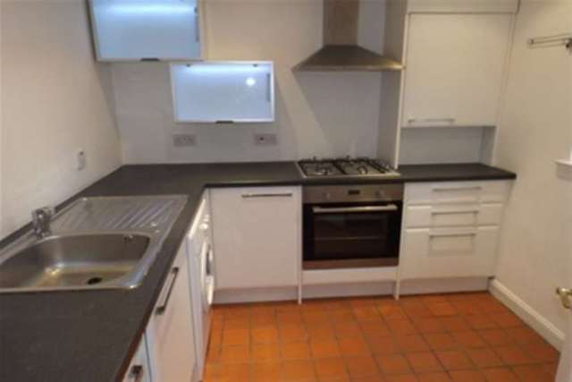  Image of 2 bedroom Flat to rent in Golfhill Drive Dennistoun Glasgow G31 at Glasgow, G31 2NZ