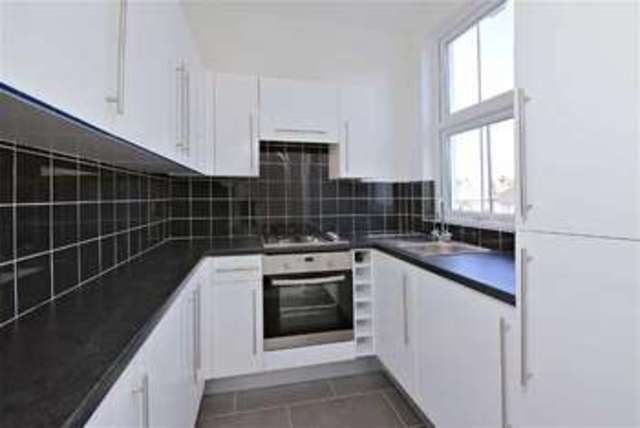  Image of 2 bedroom Flat for sale in Green Lanes London N13 at Green Lanes Palmers Green Palmers Green, N13 4DR