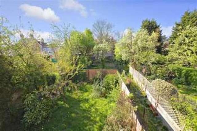  Image of 2 bedroom Flat for sale in Green Lanes London N13 at Green Lanes Palmers Green Palmers Green, N13 4DR