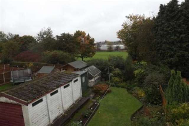  Image of 3 bedroom Detached house to rent in Greenside Avenue Chesterfield S41 at Chesterfield, S41 8SD