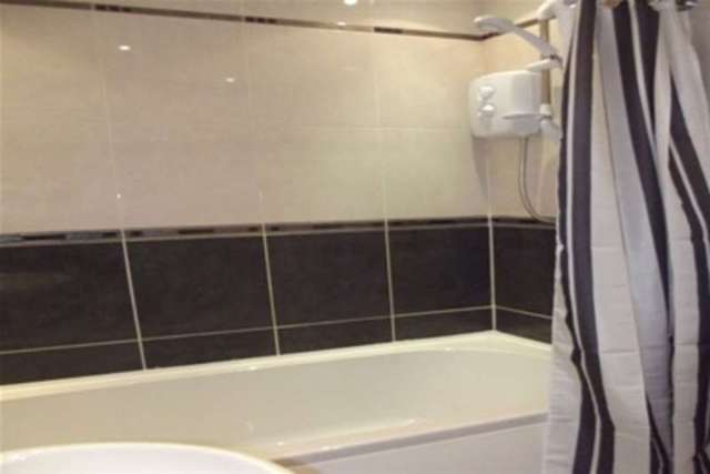  Image of 2 bedroom Flat to rent in Grierson Street Glasgow G33 at Glasgow, G33 2ED