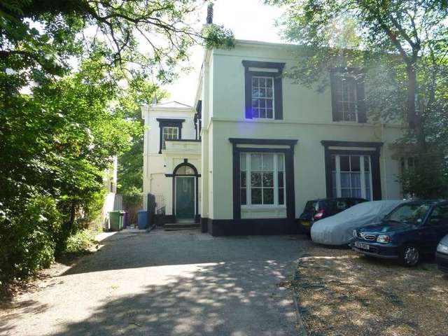 Image of 2 bedroom Flat to rent in Grove Park Toxteth Liverpool L8 at Liverpool, L8 0TL