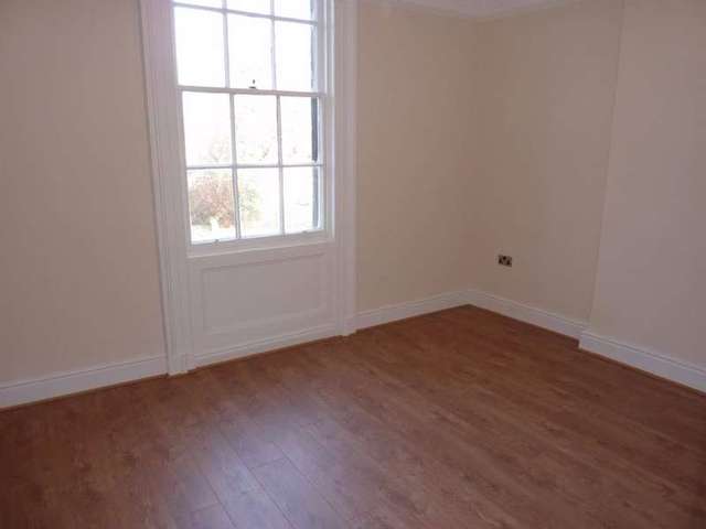  Image of 2 bedroom Flat to rent in Grove Park Toxteth Liverpool L8 at Liverpool, L8 0TL