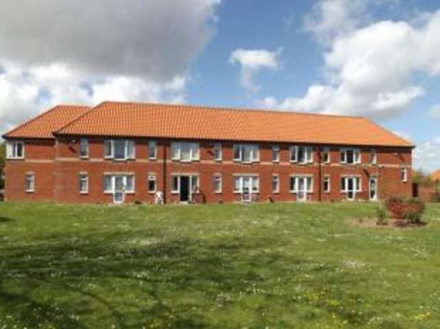  Image of 1 bedroom Retirement Property for sale in Hall Crescent Holland-on-Sea Clacton-on-Sea CO15 at Hall Crescent Holland-on-Sea Holland-on-Sea, CO15 5DA