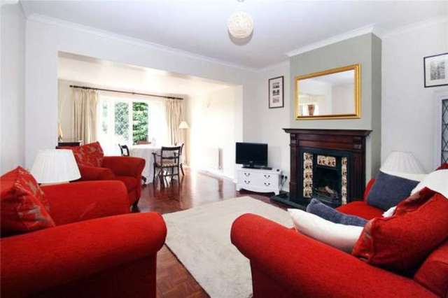  Image of 4 bedroom Semi-Detached house for sale in West Drive Angmering Littlehampton BN16 at West Drive Angmering East Preston, BN16 4JF