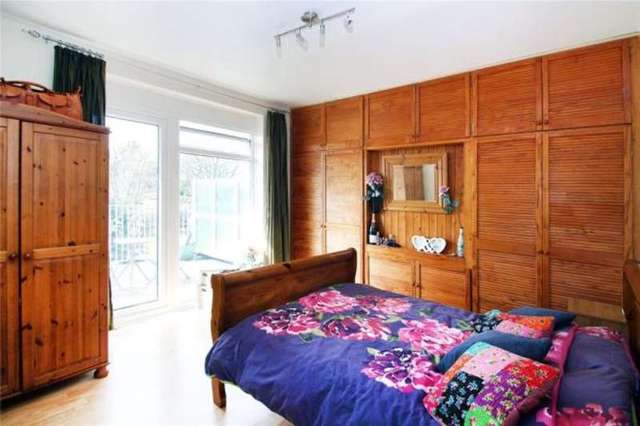  Image of 4 bedroom Semi-Detached house for sale in West Drive Angmering Littlehampton BN16 at West Drive Angmering East Preston, BN16 4JF