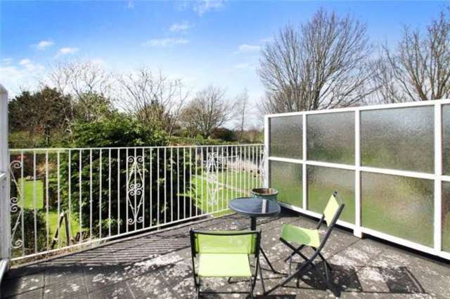  Image of 4 bedroom Semi-Detached house for sale in West Drive Angmering Littlehampton BN16 at West Drive Angmering East Preston, BN16 4JF