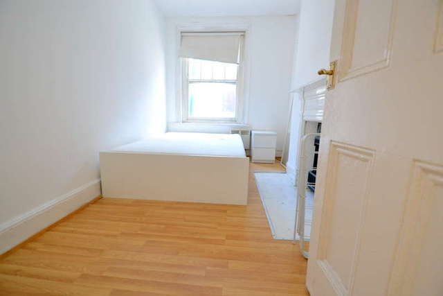  Image of 2 bedroom Flat to rent in Hanbury Street London E1 at Brick Lane  Shoreditch, E1 5JP