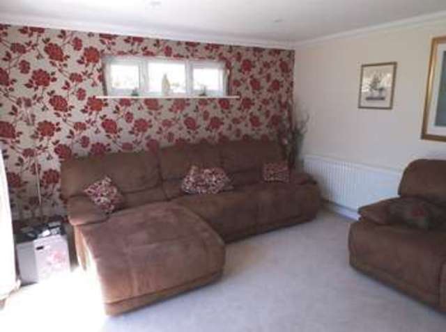  Image of 5 bedroom Detached house to rent in Harbour Road Hayling Island PO11 at Harbour Road  Hayling Island, PO11 0HR