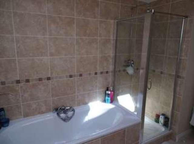  Image of 5 bedroom Detached house to rent in Harbour Road Hayling Island PO11 at Harbour Road  Hayling Island, PO11 0HR