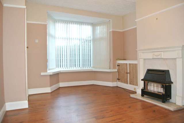  Image of 2 bedroom Semi-Detached house to rent in Harcourt Road Blackpool FY4 at Harcourt Road  Blackpool, FY4 3HW