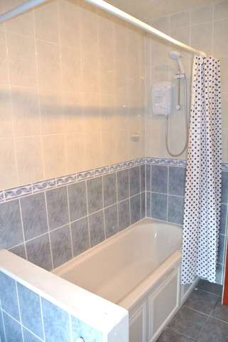  Image of 2 bedroom Semi-Detached house to rent in Harcourt Road Blackpool FY4 at Harcourt Road  Blackpool, FY4 3HW