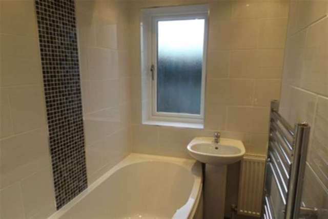  Image of 2 bedroom Terraced house to rent in Hardwick Road Featherstone Pontefract WF7 at Pontefract, WF7 5JA