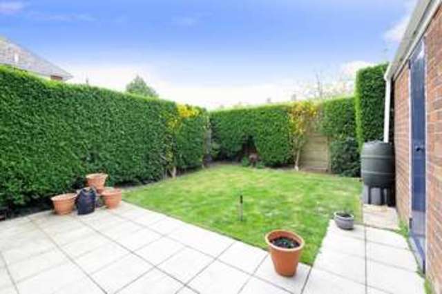  Image of 1 bedroom Flat for sale in Harefield Avenue Worthing BN13 at Harefield Avenue  Worthing, BN13 1DR