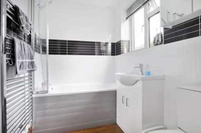  Image of 1 bedroom Flat for sale in Harefield Avenue Worthing BN13 at Harefield Avenue  Worthing, BN13 1DR