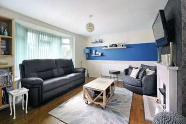  Image of 1 bedroom Flat for sale in Harefield Avenue Worthing BN13 at Harefield Avenue  Worthing, BN13 1DR