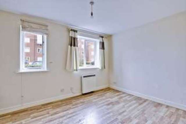  Image of 1 bedroom Flat for sale in Harlinger Street London SE18 at Harlinger Street  Woolwich, SE18 5ST