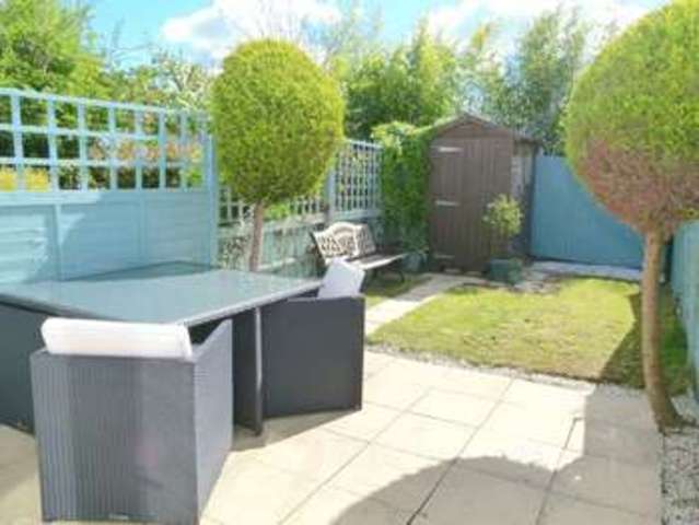  Image of 2 bedroom Terraced house for sale in Harness Way St. Albans AL4 at Harness Way  St Albans, AL4 9HB