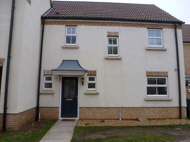  Image of 3 bedroom Terraced house to rent in Headlands Fenstanton Huntingdon PE28 at Fenstanton Huntingdon, PE28 9LP