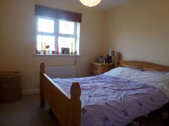  Image of 3 bedroom Terraced house to rent in Headlands Fenstanton Huntingdon PE28 at Fenstanton Huntingdon, PE28 9LP