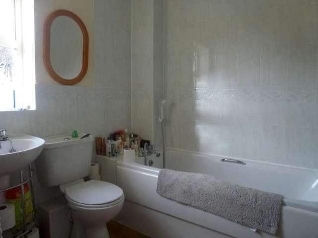  Image of 3 bedroom Terraced house to rent in Headlands Fenstanton Huntingdon PE28 at Fenstanton Huntingdon, PE28 9LP