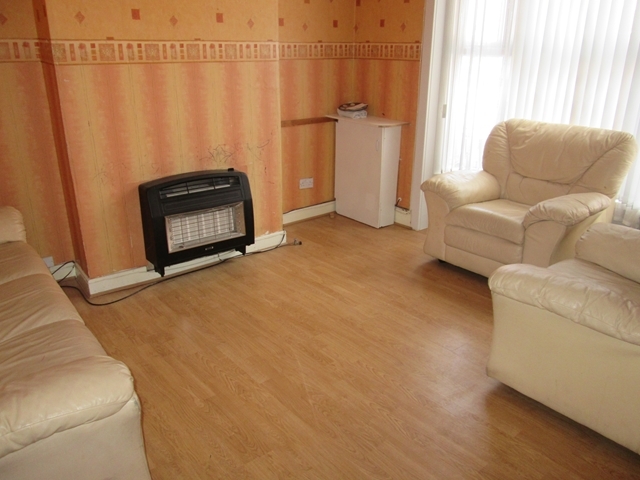  Image of 4 bedroom Terraced house for sale in Hendon Road Sparkbrook Birmingham B11 at Hendon Road Sparkhill Birmingham, B11 4PY