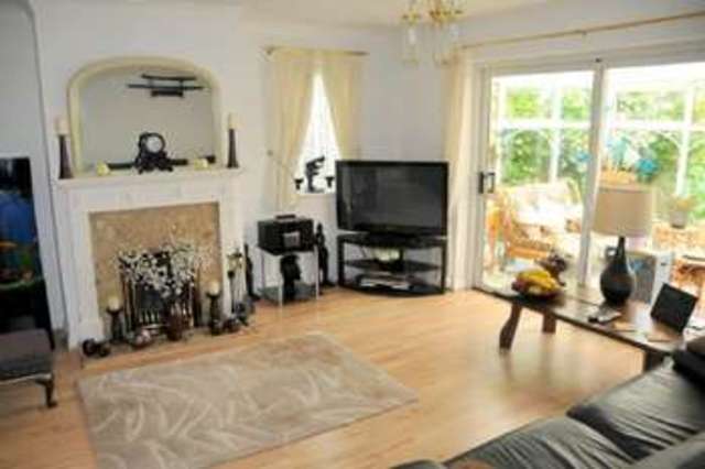  Image of 3 bedroom Detached house for sale in Park Drive Hethersett Norwich NR9 at Park Drive Hethersett Norwich, NR9 3EL