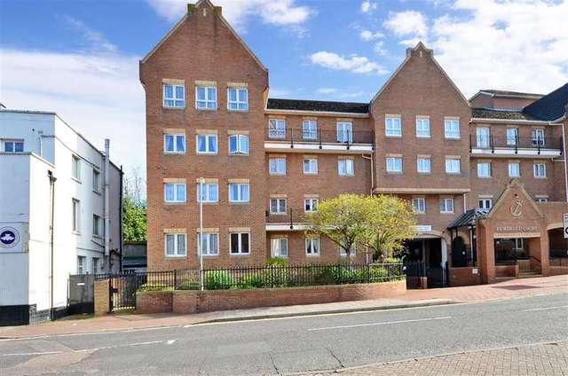  Image of 2 bedroom Flat for sale in High Street Chatham ME4 at Chatham Kent Chatham, ME4 4PG