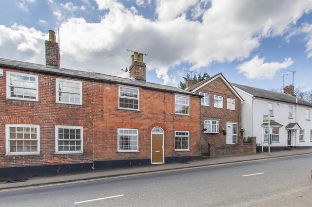 Image of 2 bedroom Semi-Detached house for sale in High Street Markyate St. Albans AL3 at High Street Markyate St. Albans, AL3 8PD