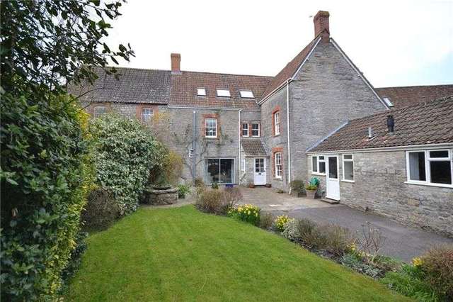  Image of 5 bedroom Detached house to rent in High Street Queen Camel Yeovil BA22 at High Street Queen Camel Yeovil, Somerset, BA22 7NQ