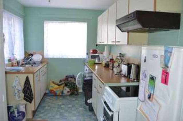  Image of 1 bedroom Flat for sale in High Street Shanklin PO37 at High Street  Shanklin, PO37 6JJ
