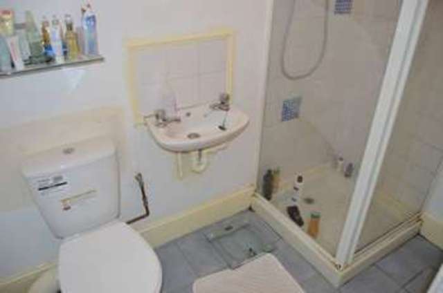  Image of 1 bedroom Flat for sale in High Street Shanklin PO37 at High Street  Shanklin, PO37 6JJ
