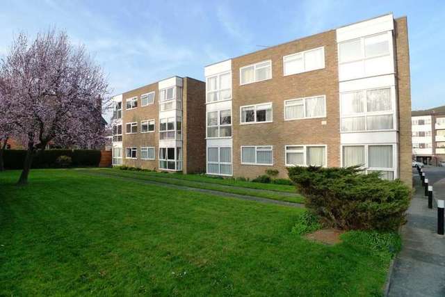  Image of 1 bedroom Flat for sale in Highview Road Sidcup DA14 at Highview Road  Sidcup, DA14 4EZ