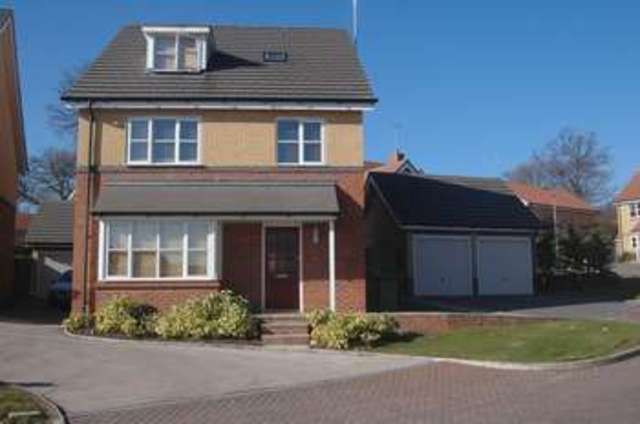 Image of House Share to rent in Gosse Close Hoddesdon EN11 at Gosse Close  Hoddesdon, EN11 9FG