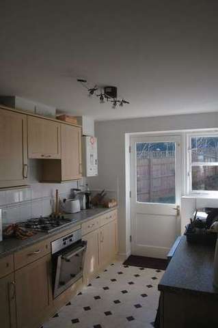  Image of House Share to rent in Gosse Close Hoddesdon EN11 at Gosse Close  Hoddesdon, EN11 9FG