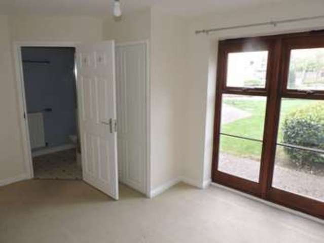  Image of 2 bedroom Flat for sale in Hollies Court Basingstoke RG24 at Hollies Court  Basingstoke, RG24 9RJ