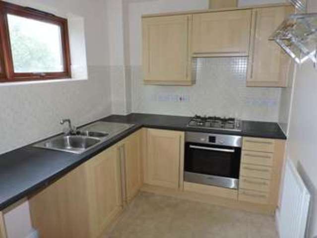 Image of 2 bedroom Flat for sale in Hollies Court Basingstoke RG24 at Hollies Court  Basingstoke, RG24 9RJ