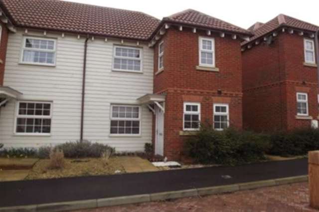  Image of 2 bedroom Terraced house to rent in Holly Drive Minster on Sea Sheerness ME12 at Sheerness, ME12 3GQ
