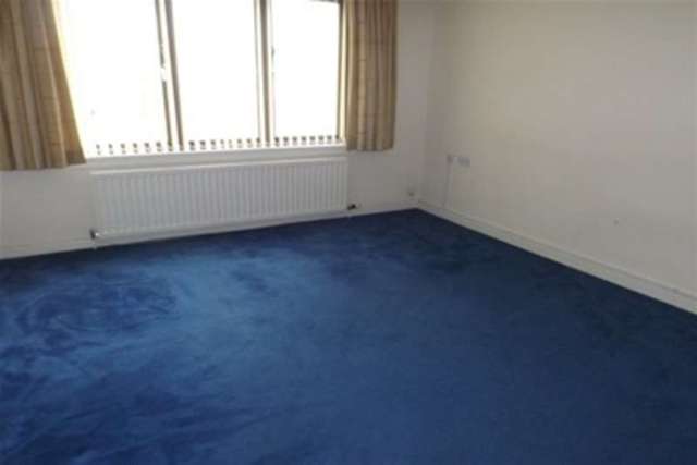  Image of 2 bedroom Flat to rent in Holm Lane East Kilbride Glasgow G74 at Glasgow, G74 1EG