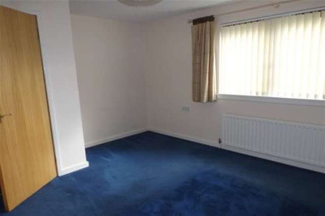  Image of 2 bedroom Flat to rent in Holm Lane East Kilbride Glasgow G74 at Glasgow, G74 1EG
