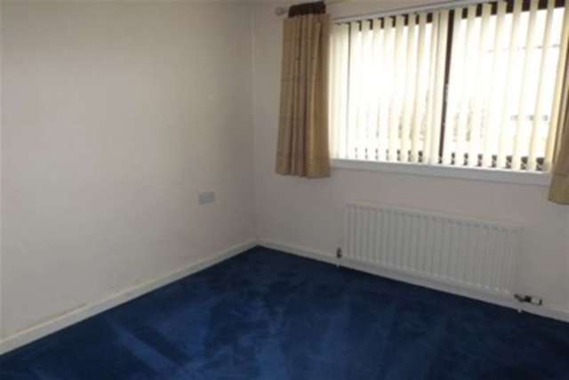  Image of 2 bedroom Flat to rent in Holm Lane East Kilbride Glasgow G74 at Glasgow, G74 1EG