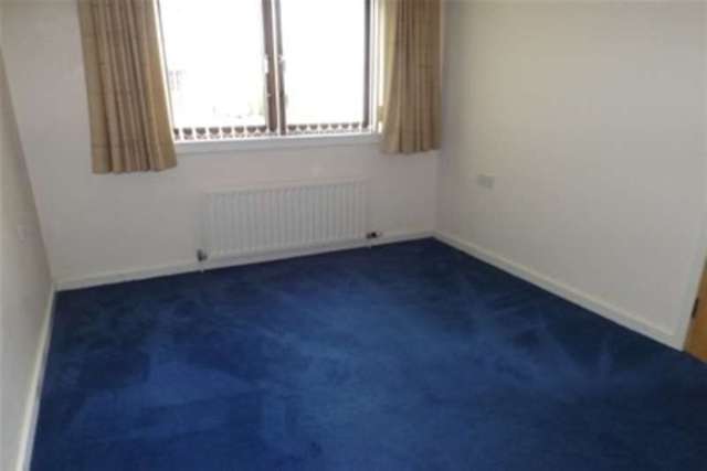  Image of 2 bedroom Flat to rent in Holm Lane East Kilbride Glasgow G74 at Glasgow, G74 1EG