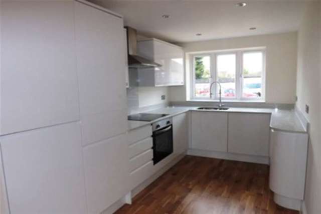  Image of 5 bedroom Detached house to rent in Bellevue Road Hornchurch RM11 at Hornchurch, RM11 3SS